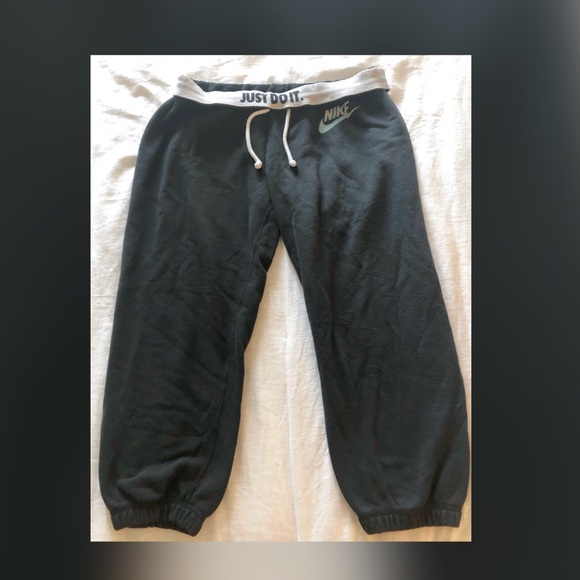 Nike | Pants \u0026 Jumpsuits | Nike Jogger 
